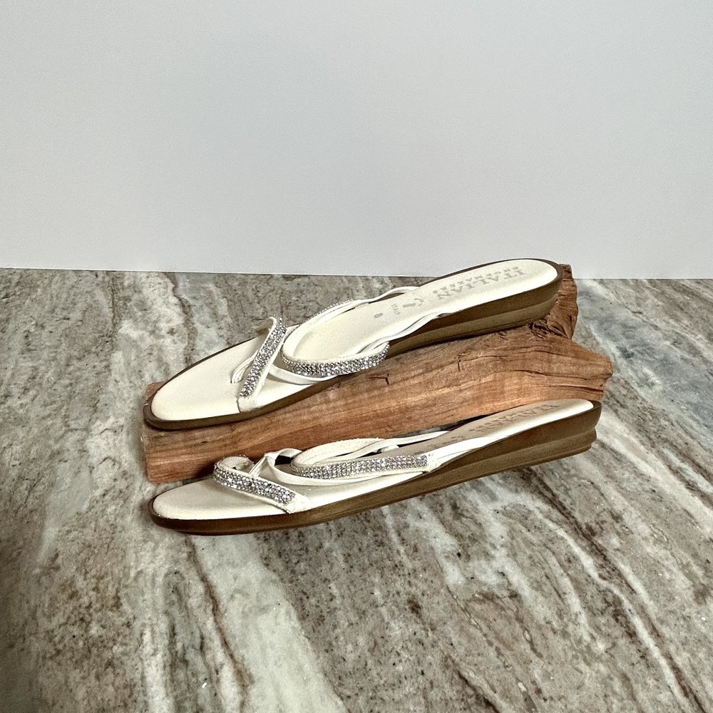 Italian Shoemakers Women's Silver Rhinestones Thong Sandals Bling Size 8